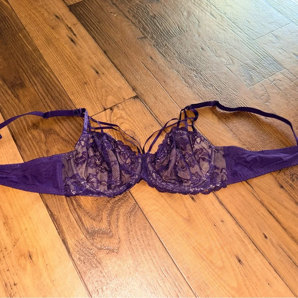 Pristine Adore Me Vianna Unlined Plunge Lace Bra Plum Purple 38B - Picture 6 of 8
